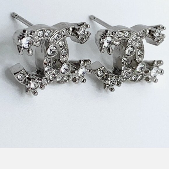 Authentic Chanel CC Earrings Silver With Crystals Brand New - Picture 6 of 10